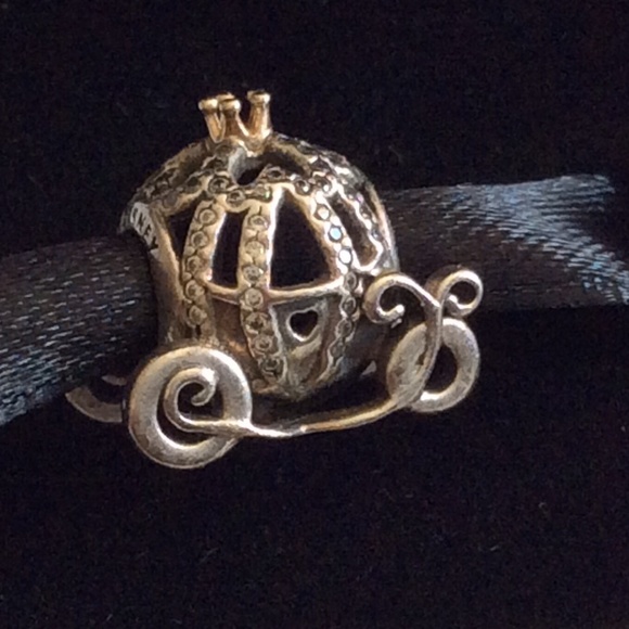 Pandora Disney Cinderella Carriage two tone  charm, 14k gold and silver - Picture 1 of 4